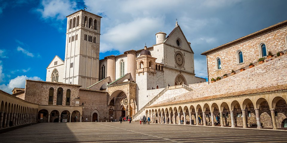 Al momento stai visualizzando Prima assemblea della nuova associazione. “Verde è Popolare” il battesimo ad Assisi