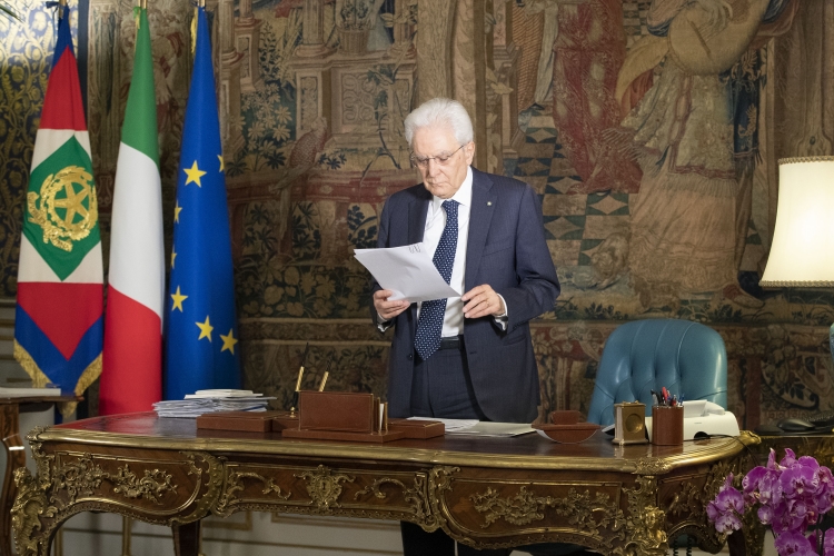 Scopri di più sull'articolo Mattarella: “Proteggere l’infanzia è un dovere della Repubblica”
