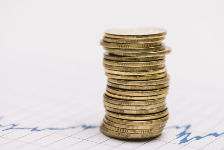 Scopri di più sull'articolo Caro energia, stangata da mille euro sulle famiglie nel 2026