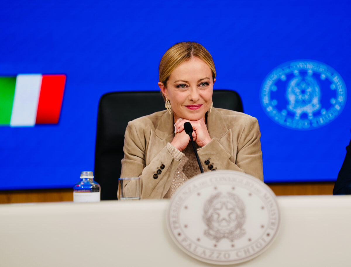 Scopri di più sull'articolo Manovra da 18,7 miliardi, Meloni: “Seria ed equilibrata, investiamo su famiglie, imprese e sanità”