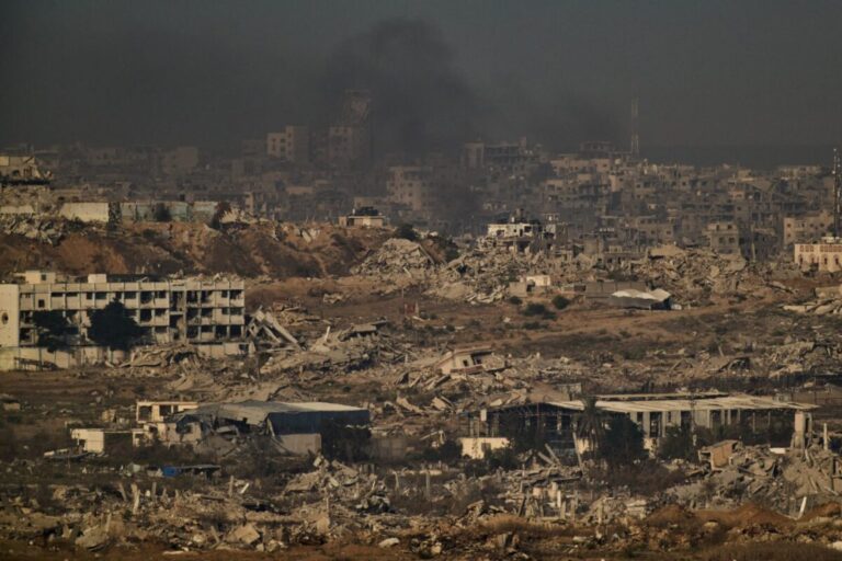 Scopri di più sull'articolo Gaza, tregua fragile ma in vigore. Nuova missione Usa a Tel Aviv