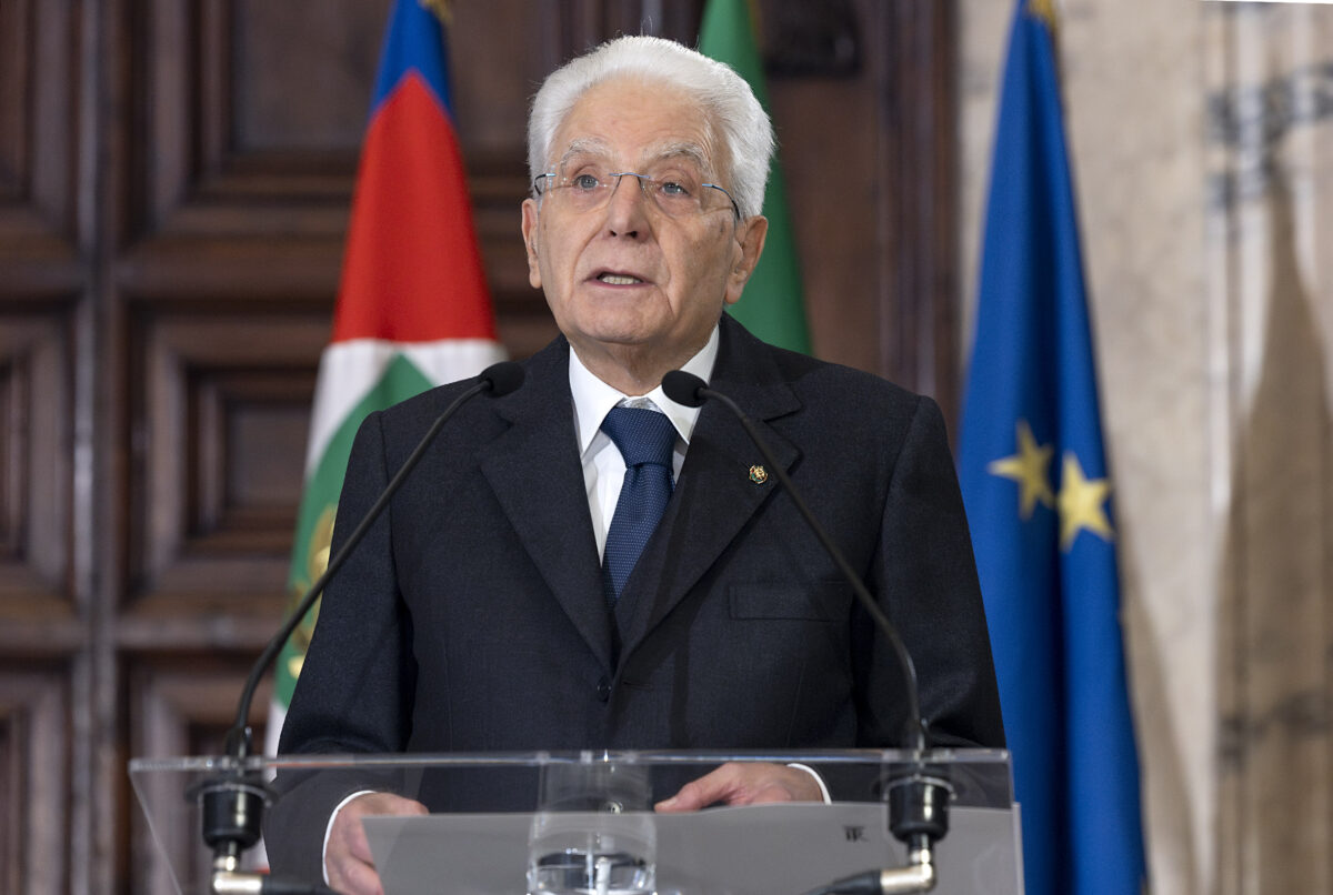Al momento stai visualizzando Mattarella: “Democrazia, Europa e pace sono scelte di responsabilità”